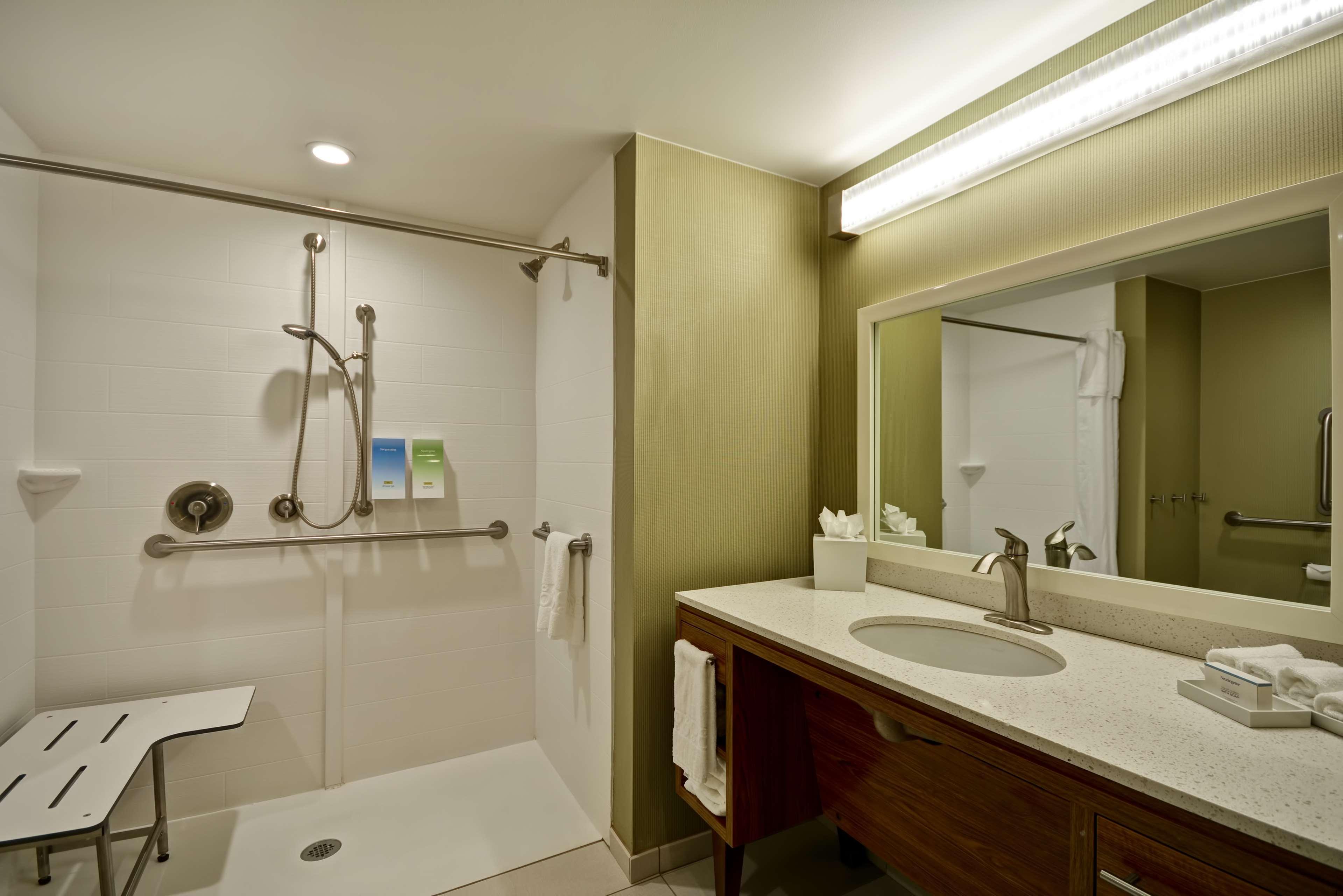 Home2 Suites By Hilton Dallas North Park Екстер'єр фото